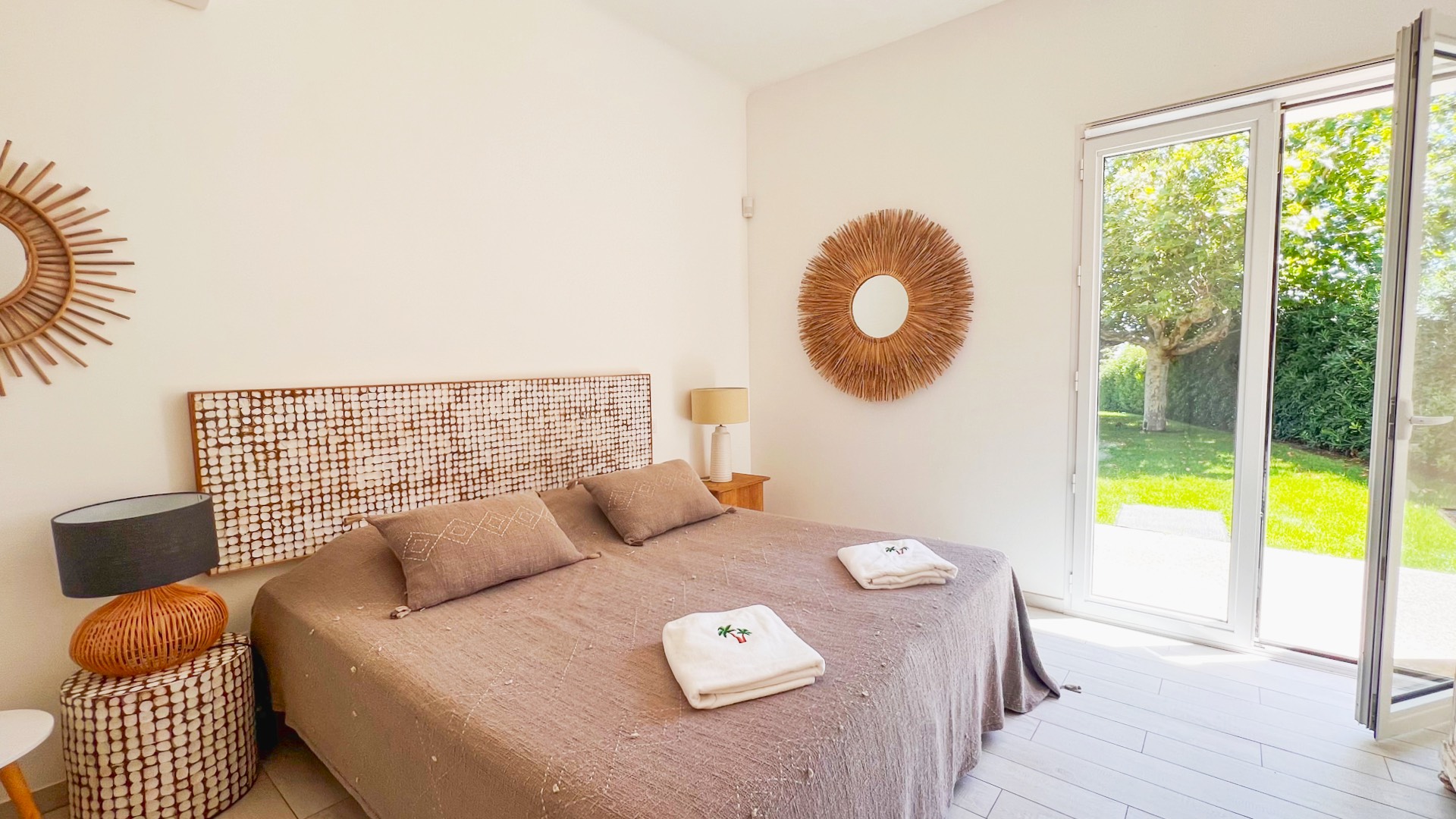 Bedroom #4 | Villa Les Deux Palmes - Les Issambres - Côte D'Azur - For Rent - For Sale