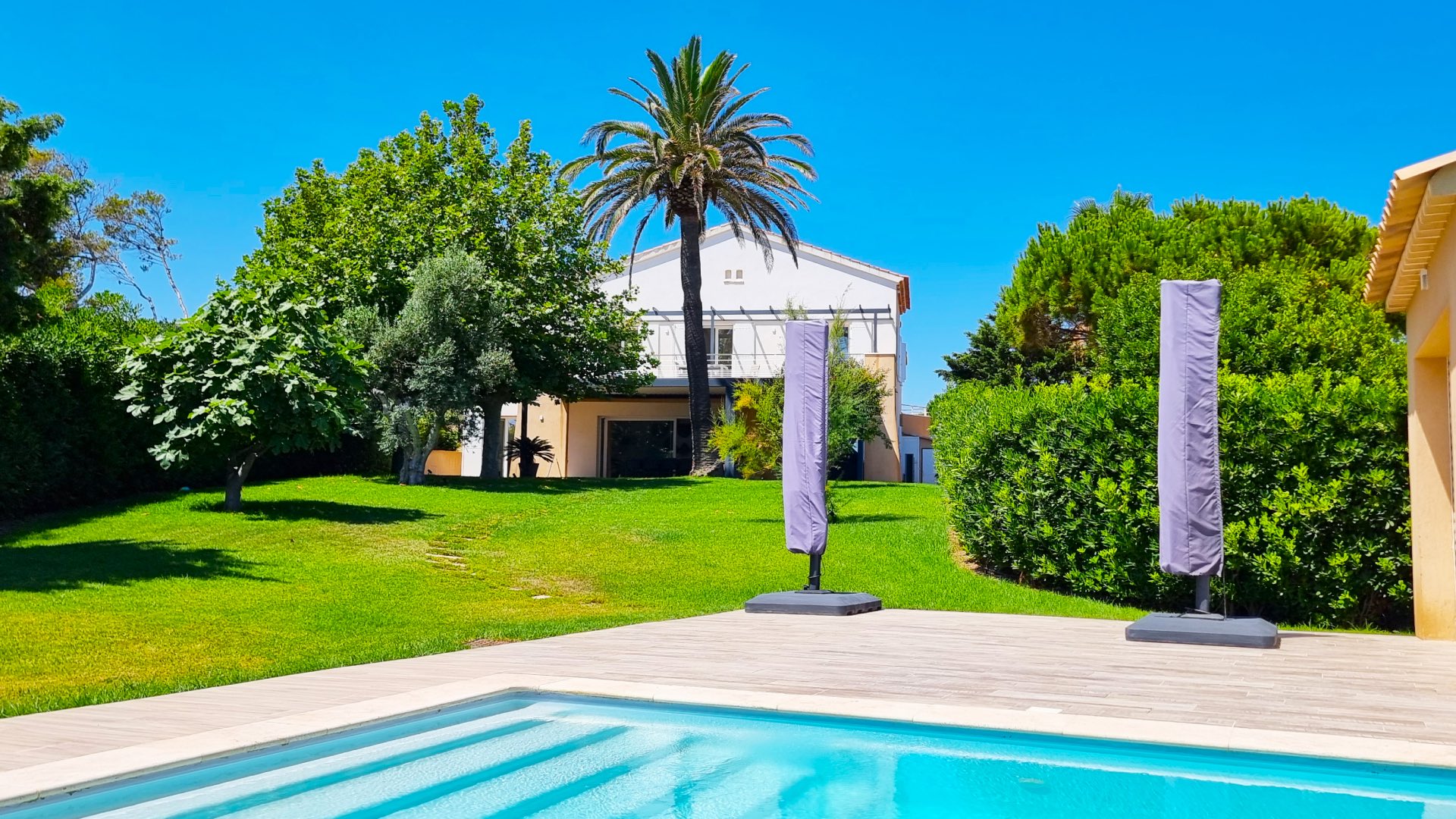 villa-les-deux-palmes-les-issambres-full-house-20240711_145834-1920×1080 Villa Les Deux Palmes - Les Issambres - Côte D'Azur - For Rent - For Sale