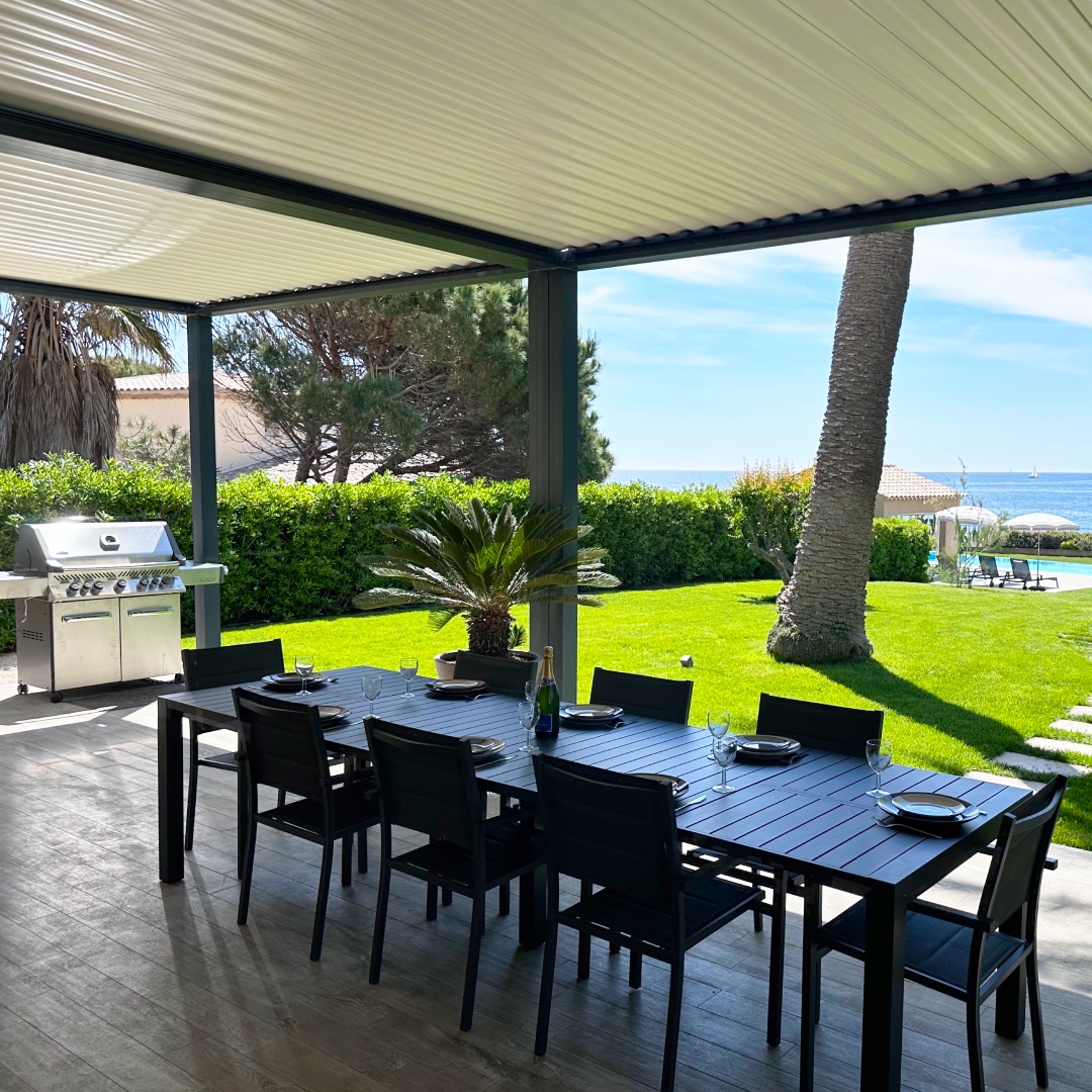 villa-les-deux-palmes-les-issambres-patio-image00022-1080×1080 Patio | Villa Les Deux Palmes - Les Issambres - Côte D'Azur